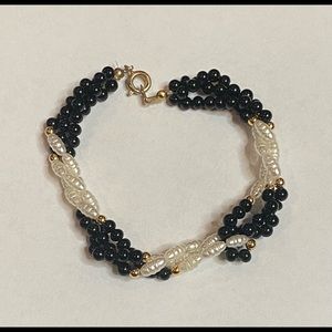 Vintage Black White Gold Bead Bracelet